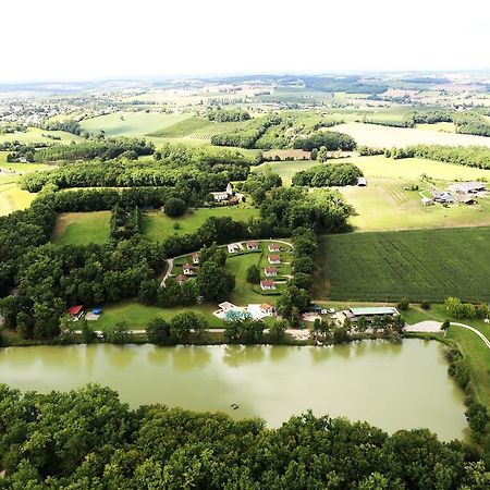 Lac De Cancon Екстериор снимка